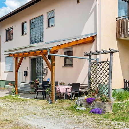 Vronis Ferienwohnungen Muhlingen Экстерьер фото