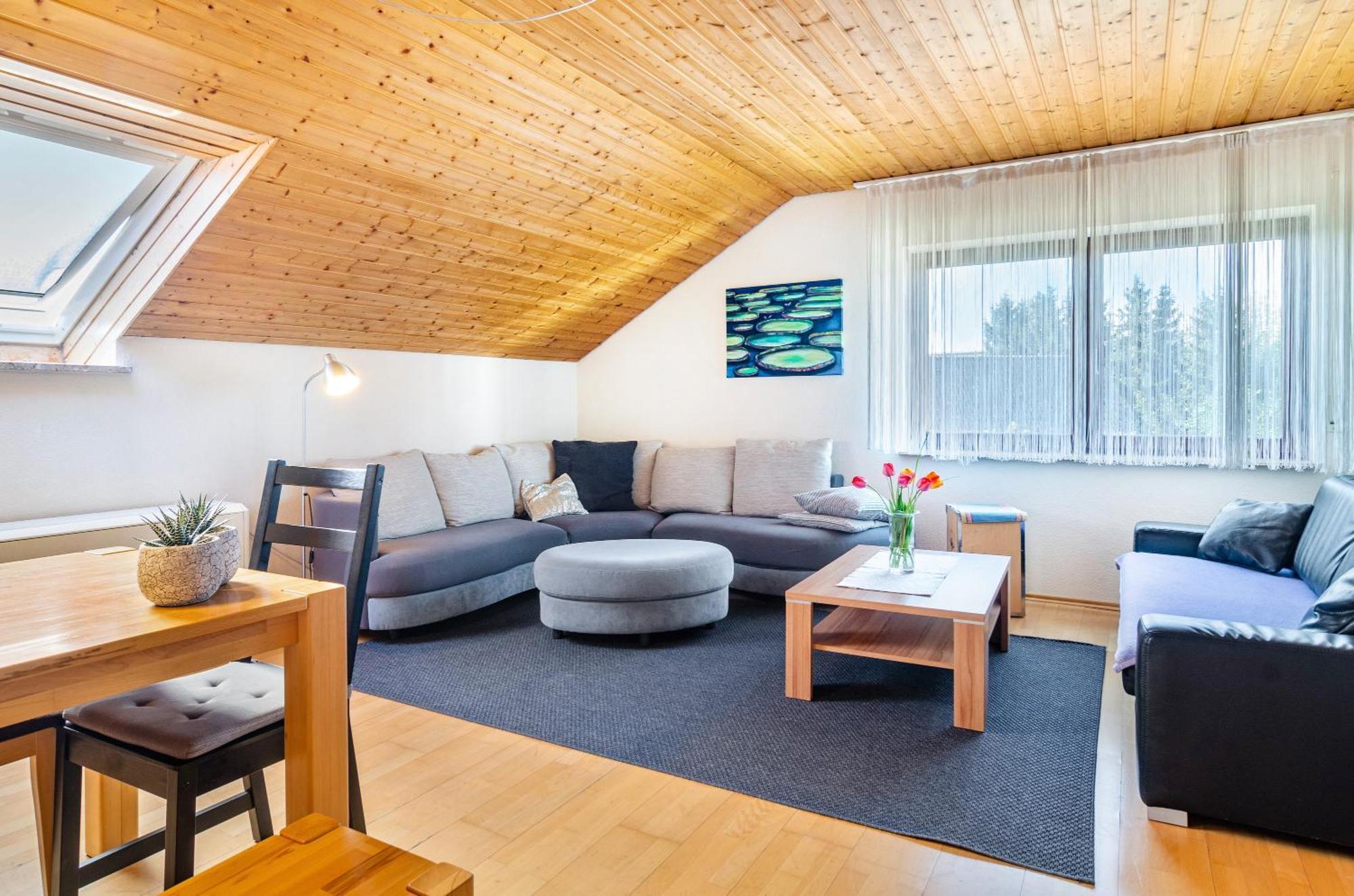 Vronis Ferienwohnungen Muhlingen Экстерьер фото