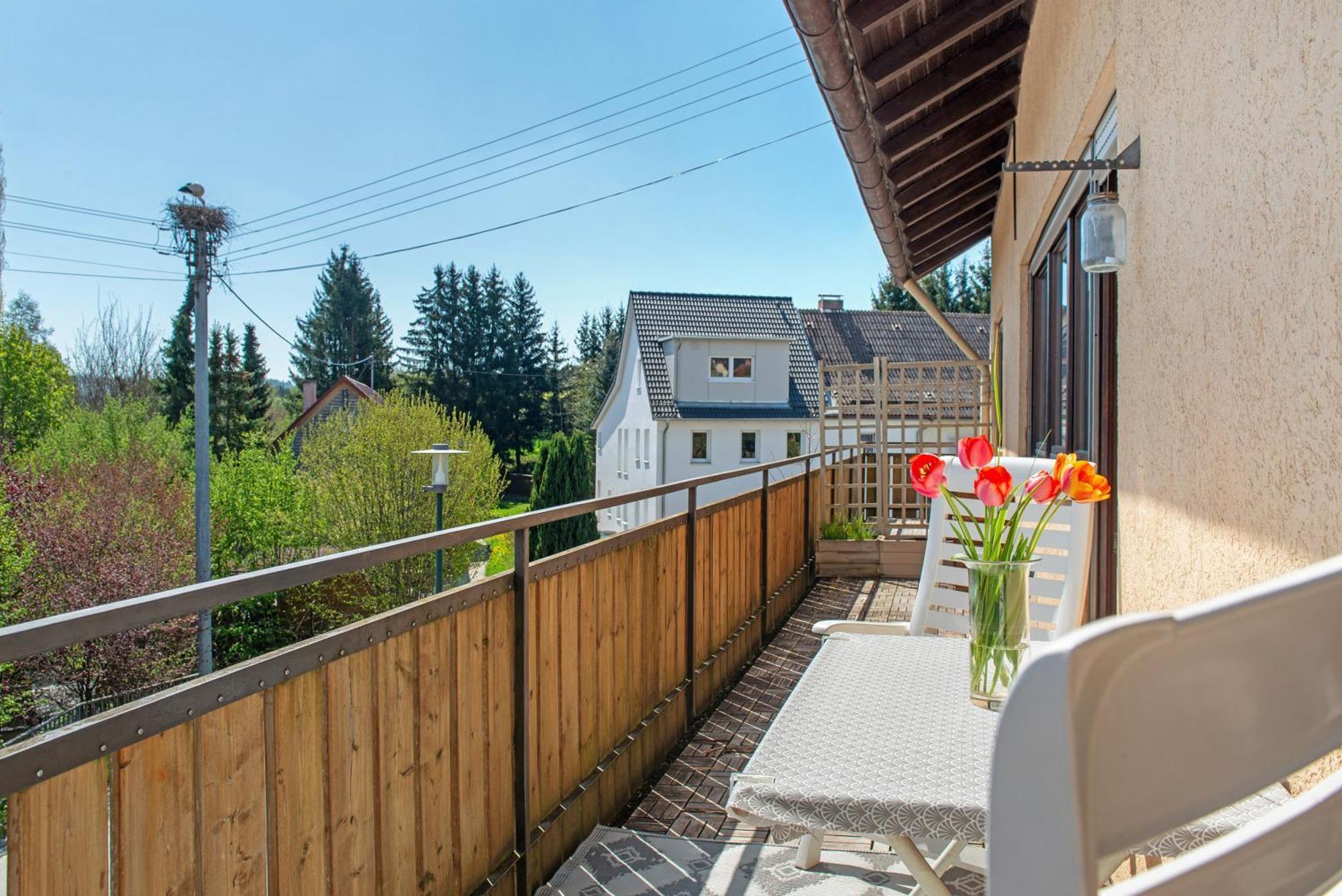 Vronis Ferienwohnungen Muhlingen Экстерьер фото